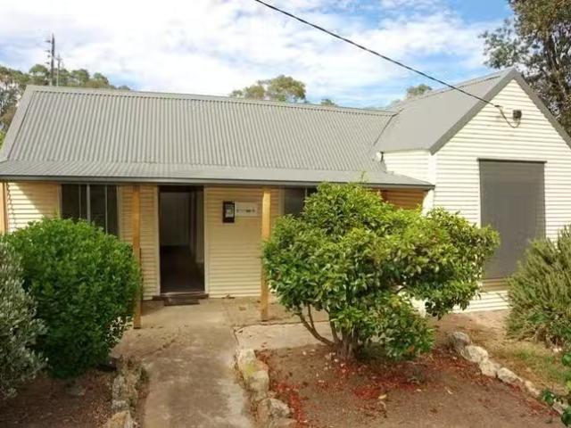 84 Main Street, Great Western, VIC 3374