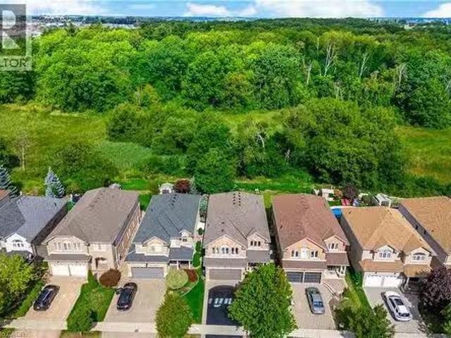 84 Meadowbank Drive, Hamilton, ON, L9B 2Y1 house for sale L.
