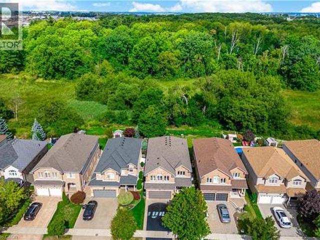 84 Meadowbank Drive, Hamilton, ON, L9B 2Y1 house for sale | Listing ID 40864 | Royal LePage