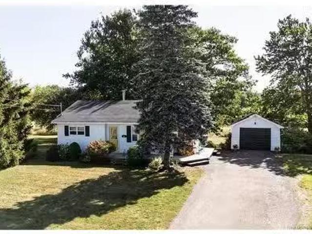 84 Old Post Rd, Petitcodiac, NB, E4Z 4N9 house for sale Lis.