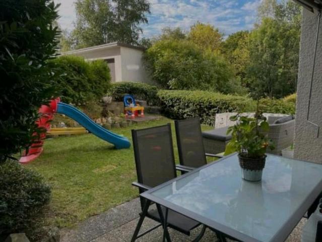 84 qm Eigentumswohnung mit Garten und Garage
