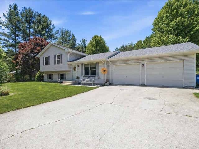 84 S 275 W