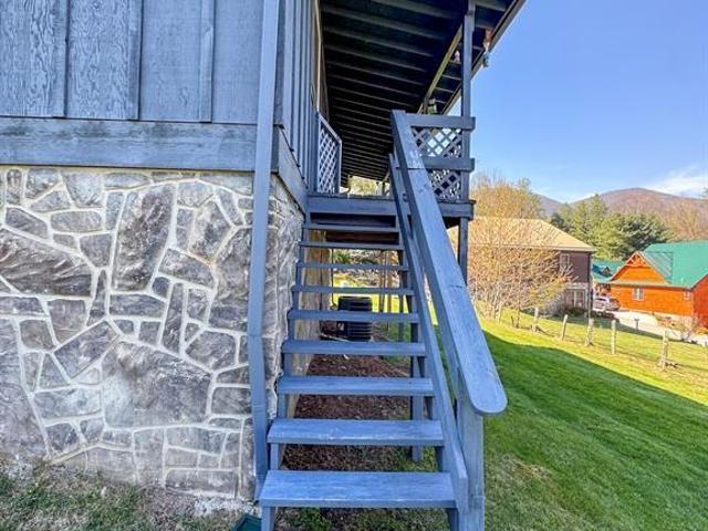 84 Stoney Ridge Loop