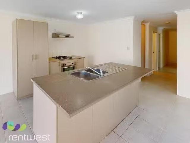 84A Kahana Parkway, Butler, WA 6036