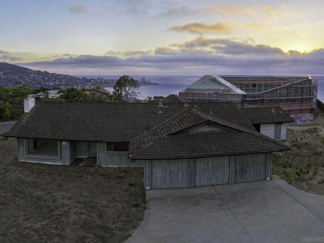 8504 Prestwick Dr, La Jolla, CA 92037 | MLS #260017