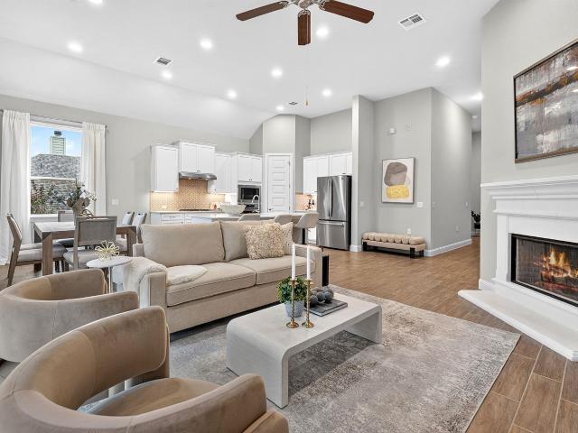 8505 Moccasin Path