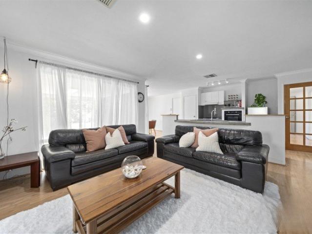 $850/w Spacious Home in Tapping