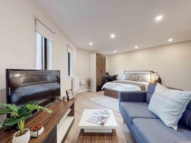 £850 Bills inc. Studio in Sheffield City Centre