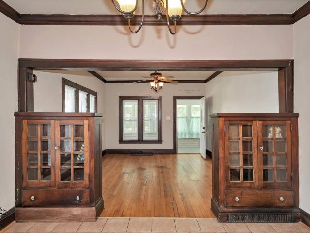 850 E Bourbonnais Street