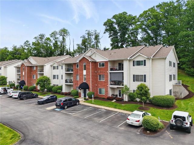 850 Hidden Ridge Ct, Unit 101, South Park, PA 15129 | MLS #1748