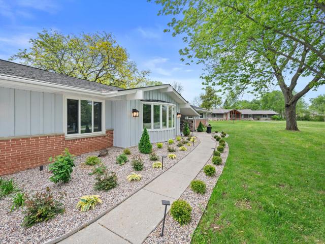 850 Janacek Rd