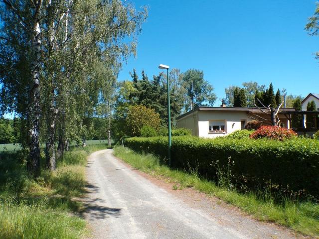 850 m² Eckgrundstück am Landschaftsschutzgebiet mit Bungalow