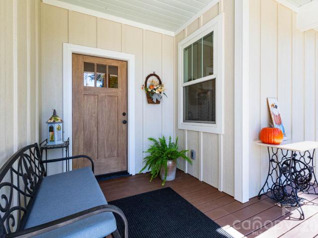 850 Mountain Haven Drive