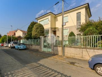 850 / mese, 95 Mq Tecnocasa.it 61231457