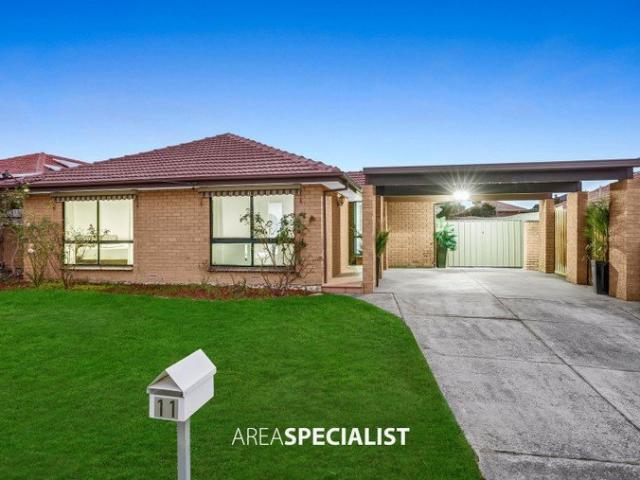 850 SQM APPROX BLOCK AND 3 LIVING AREAS IN PRIME LOCATION