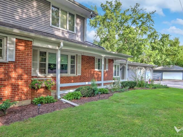 850 W Fabyan Parkway