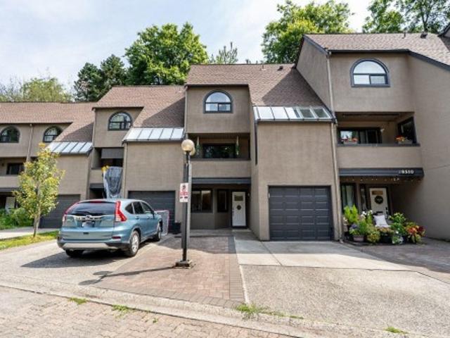 8514 Woodtrail Place, Burnaby, BC, V5A 4A9 townhouse for sale | Listing ID R3148 | Royal LePage