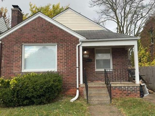 8518 Sussex St, Detroit, MI 48228