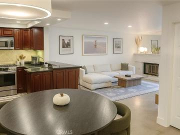 8512 Tuscany Ave, Unit 222, Playa del Rey, CA 90293 | MLS #SR25272