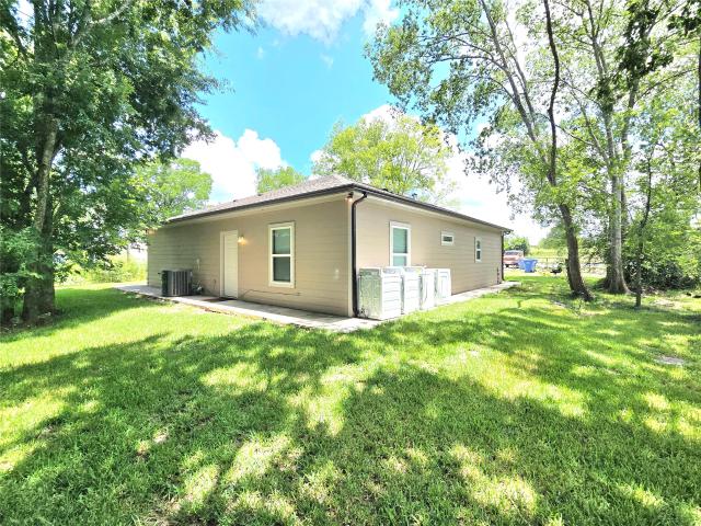 8512 US Highway 59 S