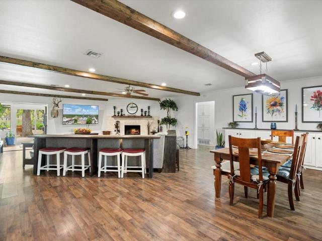 8513 Ravenswood Road