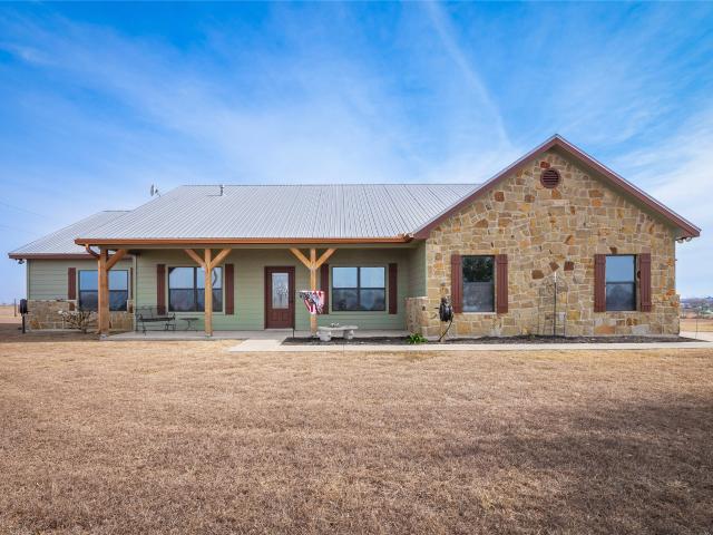 851 877 County Road 455, Coupland, TX 78615 | MLS #9322