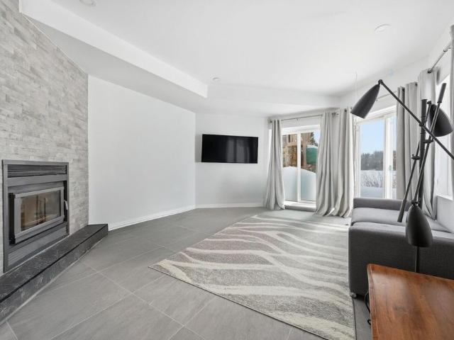 851 Ch. Morgan, QC, CA, Saint Adolphe D'Howard
