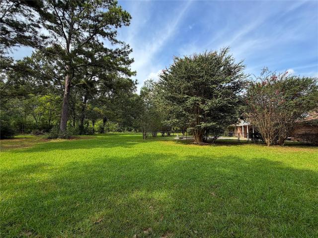 851 Oakridge Drive