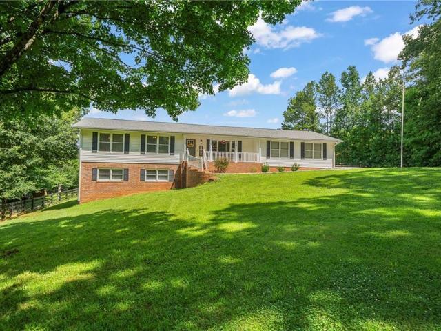 851 Lacy Road