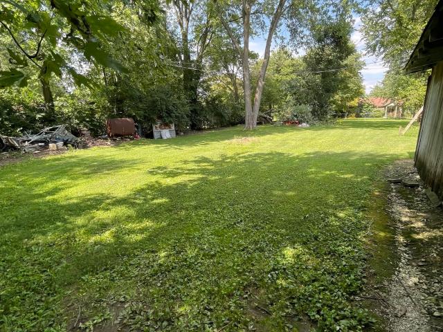 8524 W Pleasant View Elm Street