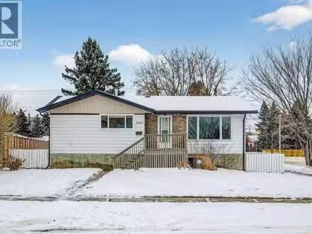 8527 Bowglen Road Nw, Calgary, AB, T3B 2T2 house for sale L.