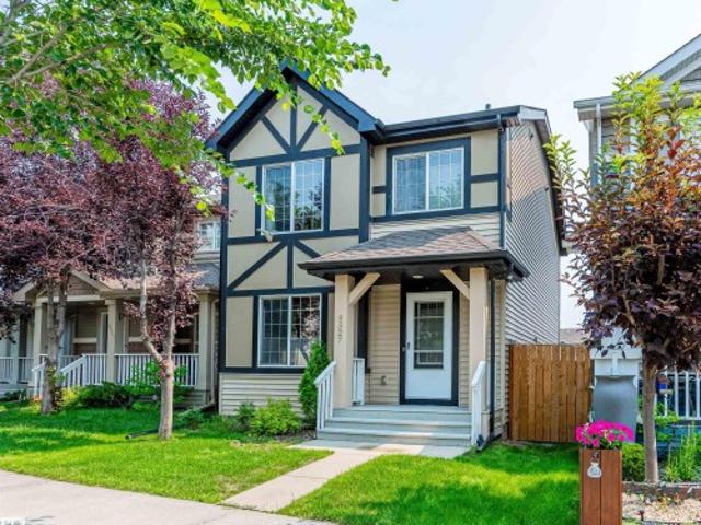 8527 Ellis Link Nw, Edmonton, AB, T6M 0P5 house for sale | Listing ID E4500 | Royal LePage