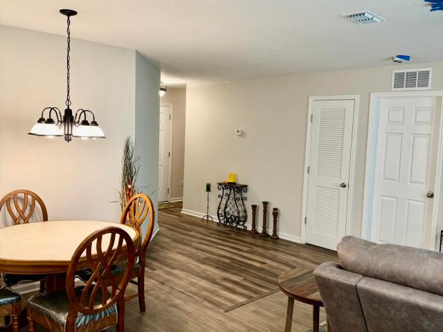 8528 Osteen St, Jacksonville, FL 32210 | MLS #2137