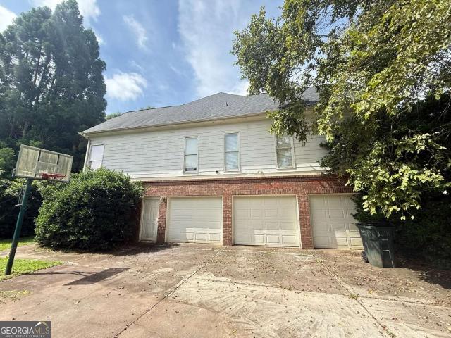 8521 Parkview Court