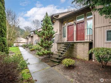 8521 S 259th St, Unit B15, Kent, WA 98030 | MLS #2528