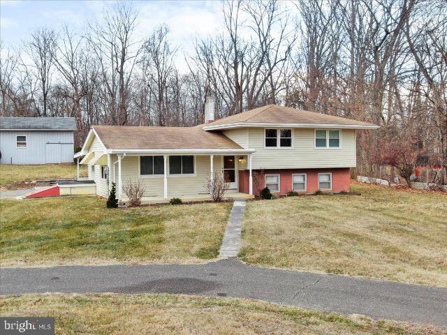 8522 Neck Rd, Williamsport, MD 21795 | MLS #MDWA2038
