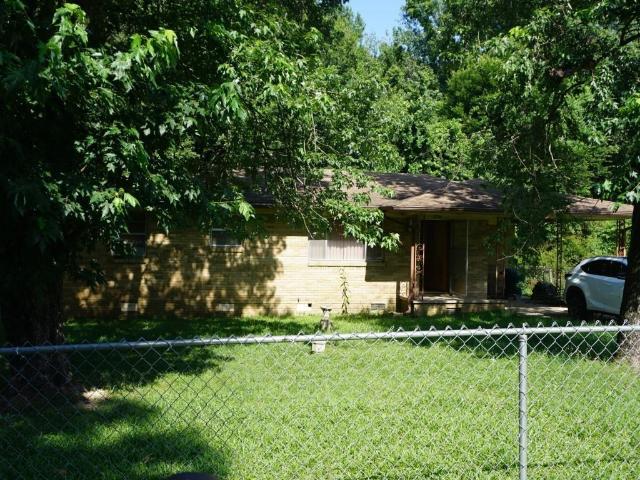 8523 Community Rd