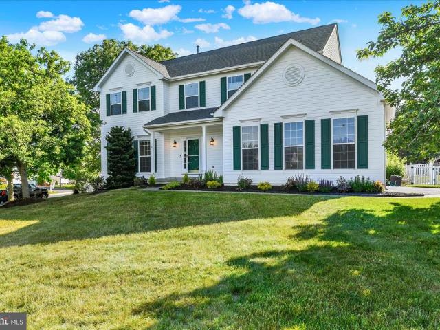 852 Mayfair Way