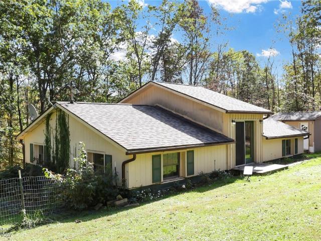852 Wallace Road