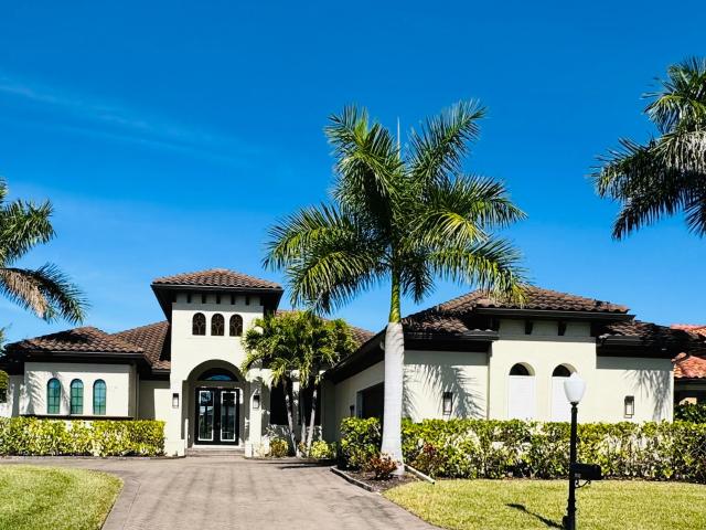 8533 S lake Cir, Fort Myers, US, FL
