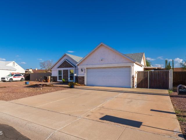 8533 w corrine drive