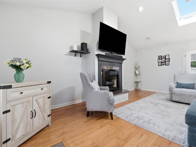 853 McElhaney Rd