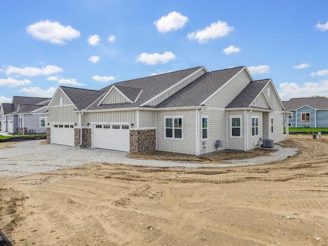853 Stirling Dr, Unit Bldg 21, 42