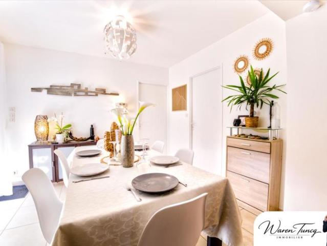 Maison de plain pied 123 m², 4 chambres, bureau et garage