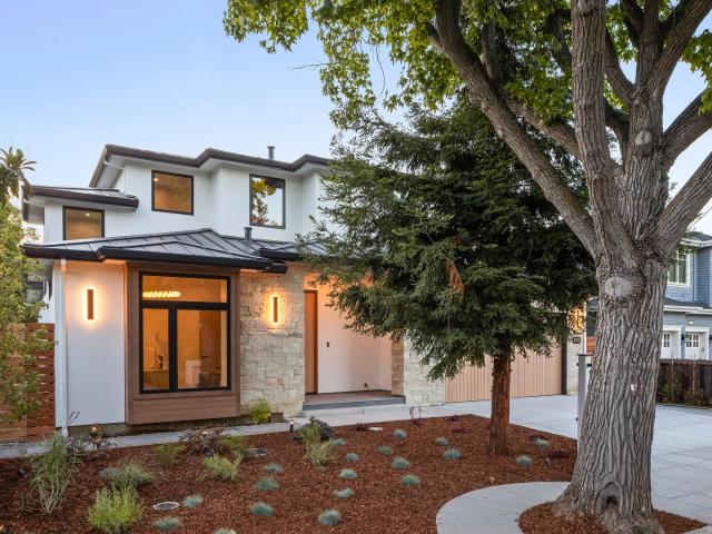 854 Cambridge Avenue
