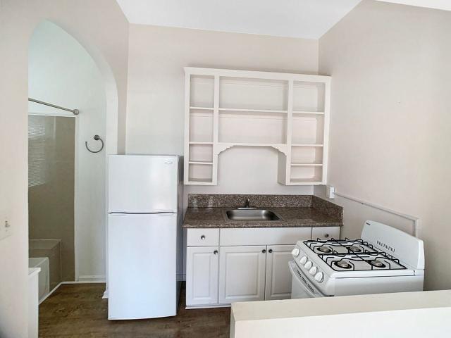 854 Tenth Avenue Apartments Studio Apartment for Rent at 854 10th Ave, San Diego, CA 92101 East Village