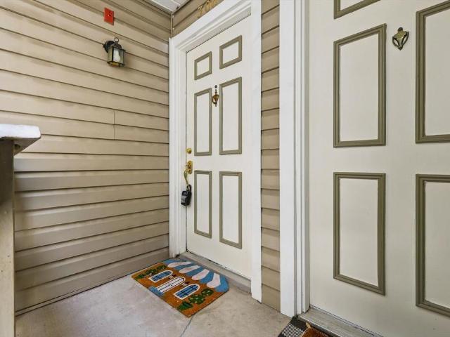 8550 Fair Oaks Crossing # 306