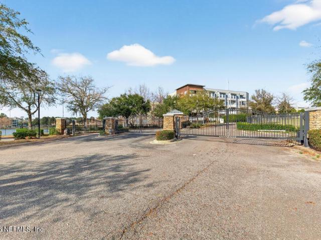 8550 Touchton Rd, Unit 2221, Jacksonville, FL 32216 | MLS #2151