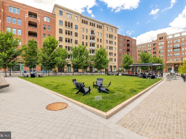8551 Connecticut Ave, Unit 302, Chevy Chase, MD 20815 | MLS #MDMC2212