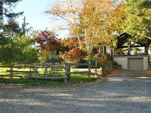 855 Governors Road, Dundas, ON, L9H 5E3 house for sale | Listing ID 40873 | Royal LePage